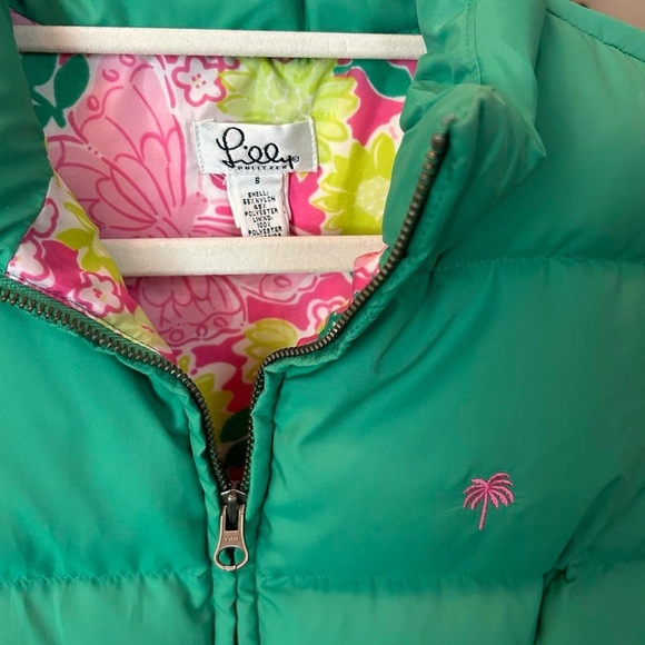 ✨ Lilly Pulitzer Goose Down Puffer Vest | Sz S ✨ - Picture 2 of 11